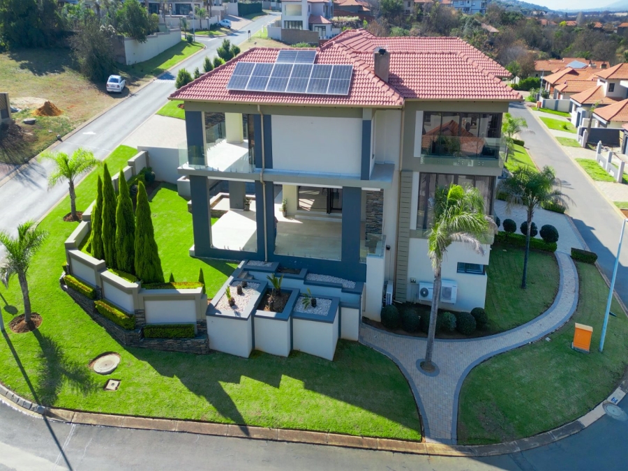 6 Bedroom Property for Sale in Birdwood Estate North West